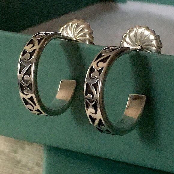 LOIS HILL Sterling Silver Cut Out Hoop Earrings - Picture 6 of 6
